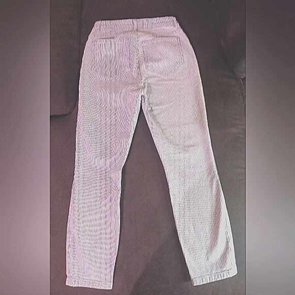Boden Cropped Soho Skinny railroad striped jeans. Size 2R - Picture 2 of 9